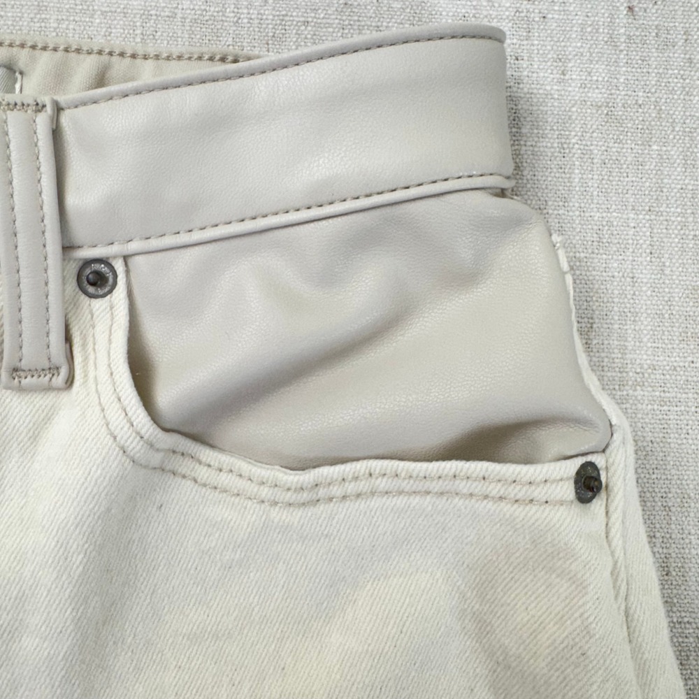 Abercrombie Curve Love 90s Straight Jeans 27 4Short Ivory Faux Leather High Rise - Picture 6 of 16